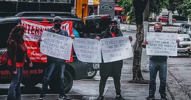 Solidariedade à greve dos metalúrgicos na Renault Solidariedade à greve dos metalúrgicos na Renault