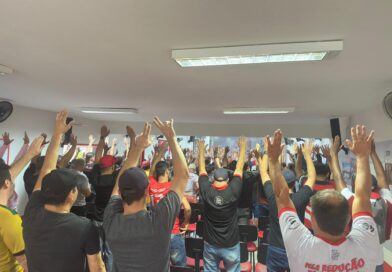 Em assembleia, trabalhadores aprovam acordos na maioria dos sindicatos patronais